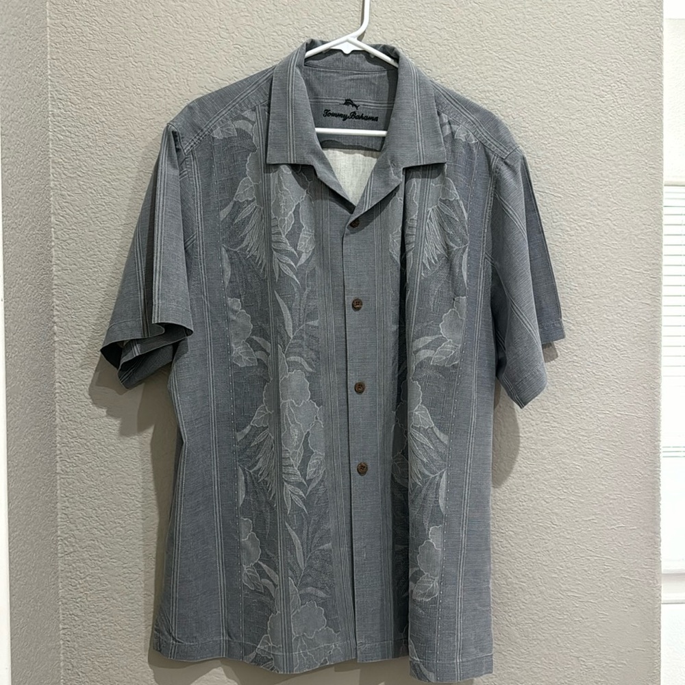 NWOT Tommy Bahama | Silk Button Down